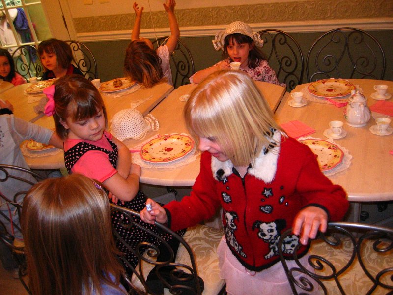 20040320 Caitlin Birthday 18.JPG